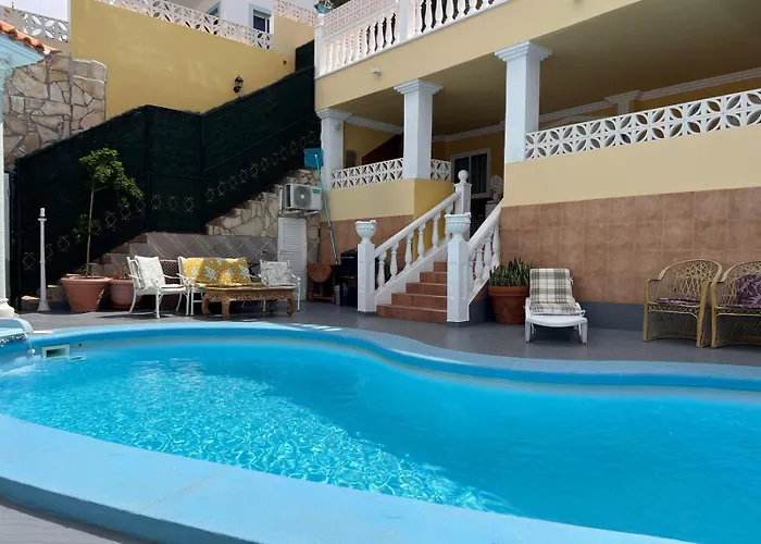 Tenerife Sur * アデヘ